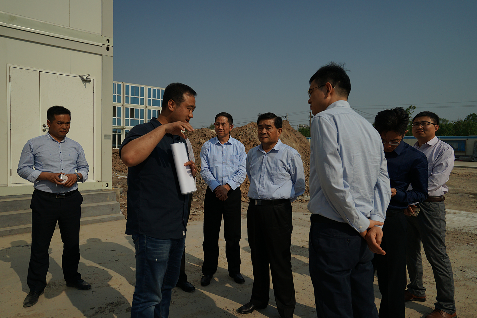 6、農(nóng)高區(qū)管委會副主任楊同柱到集團(tuán)公司視察指導(dǎo).jpg