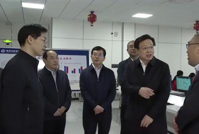 東營(yíng)市委書(shū)記楊國(guó)強(qiáng)一行蒞臨俊源石油調(diào)研指導(dǎo)工作